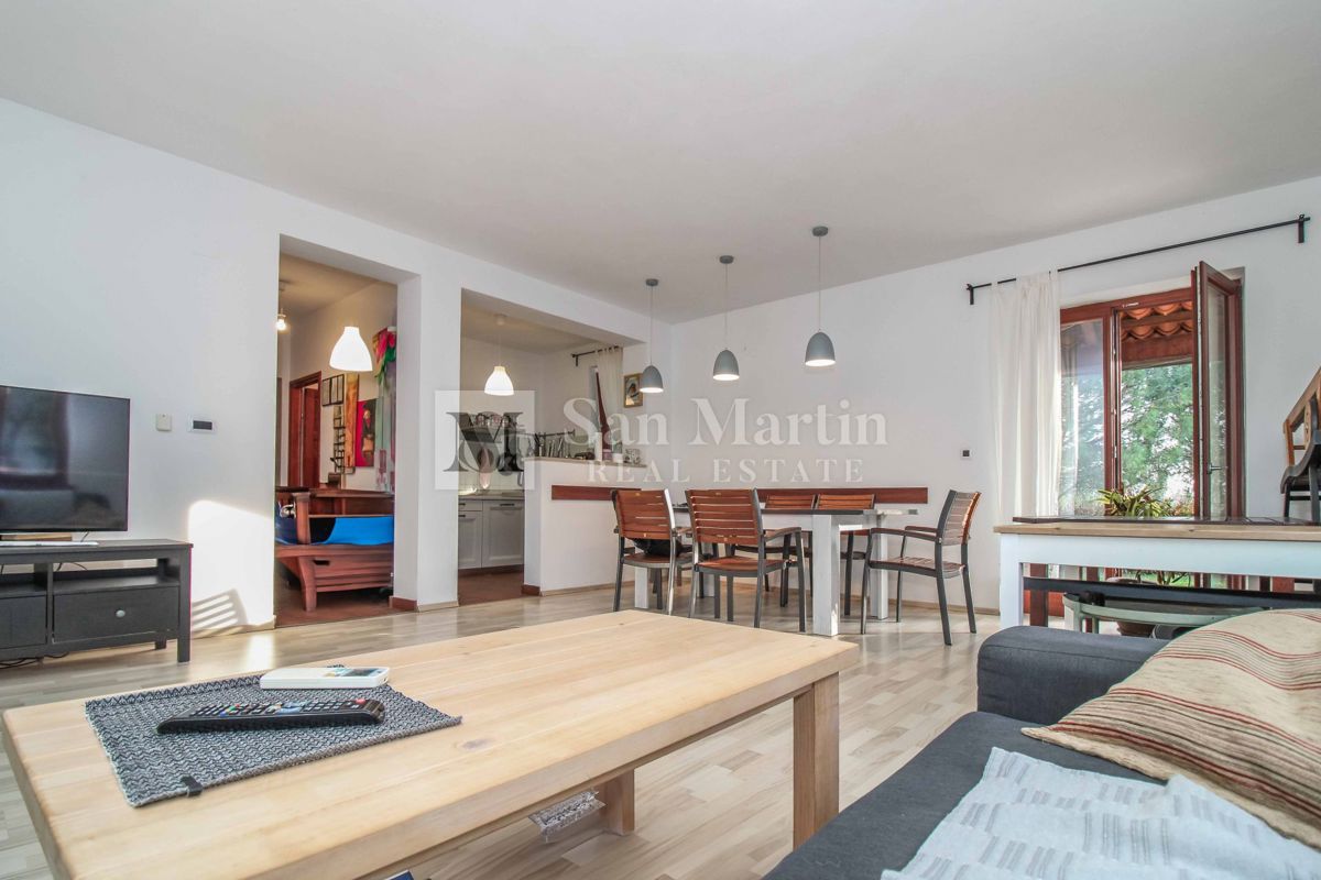 KRNICA - Casa con piscina e tre camere da letto