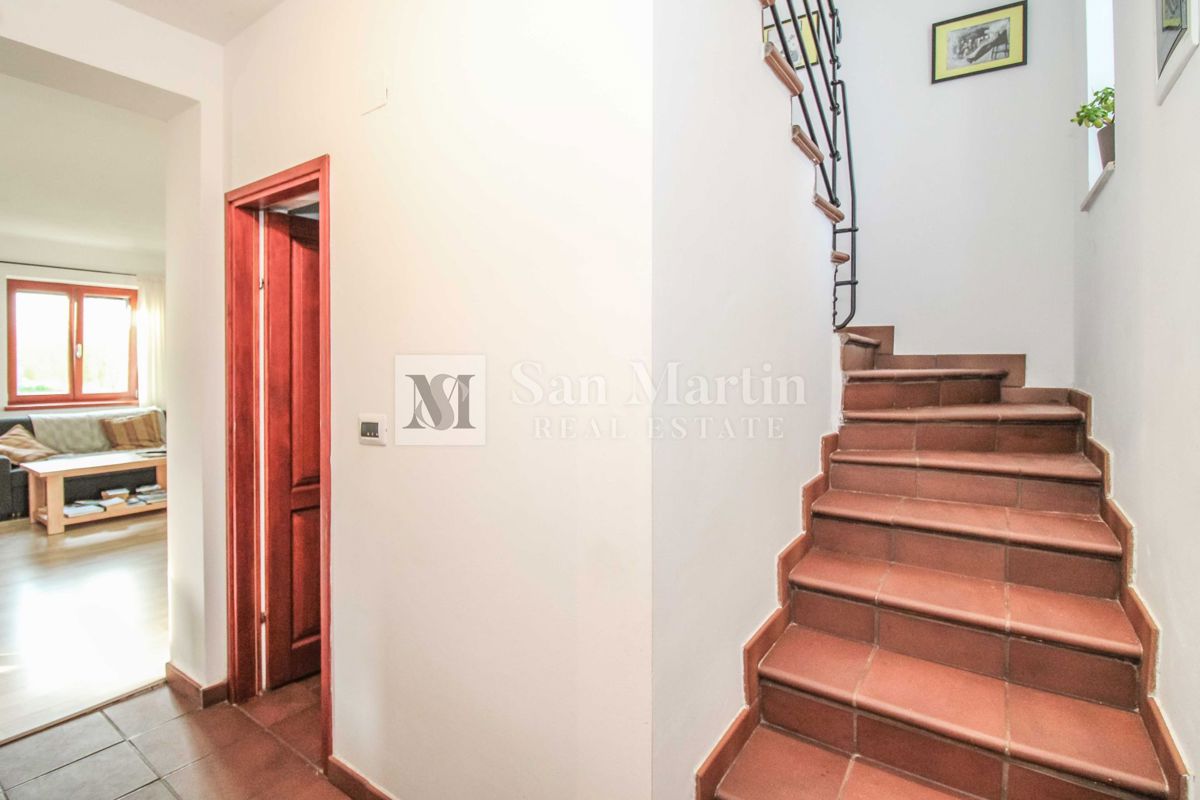 KRNICA - Casa con piscina e tre camere da letto