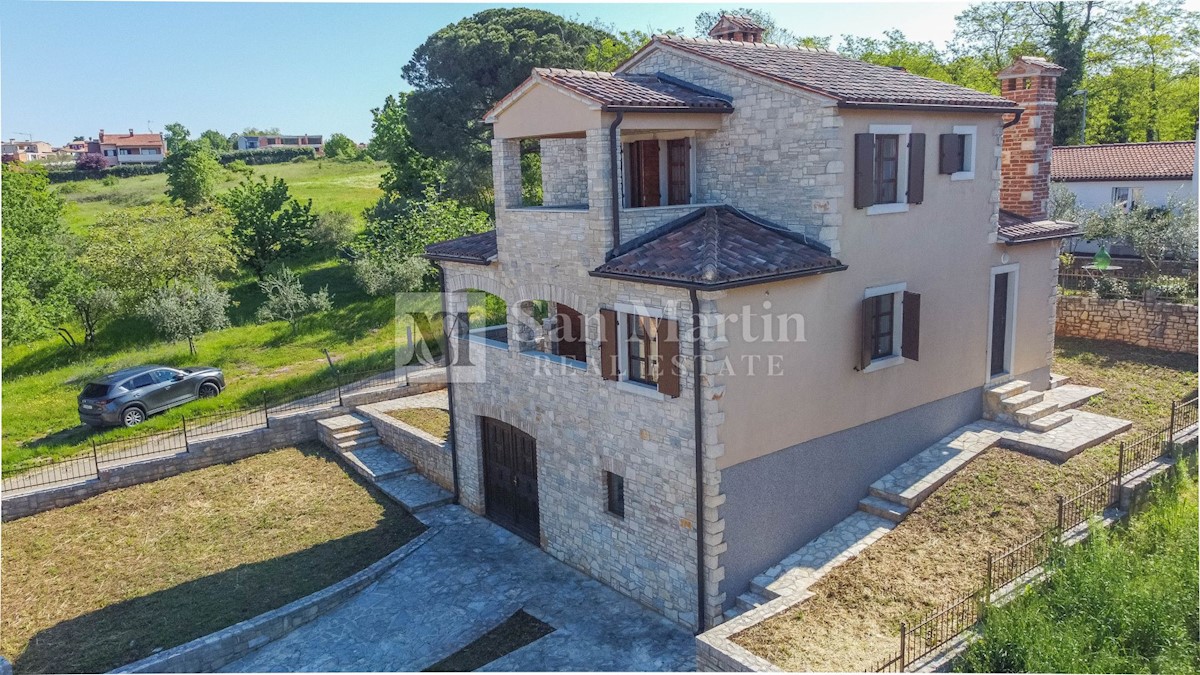 Poreč, Casa in pietra con vista panoramica sul mare