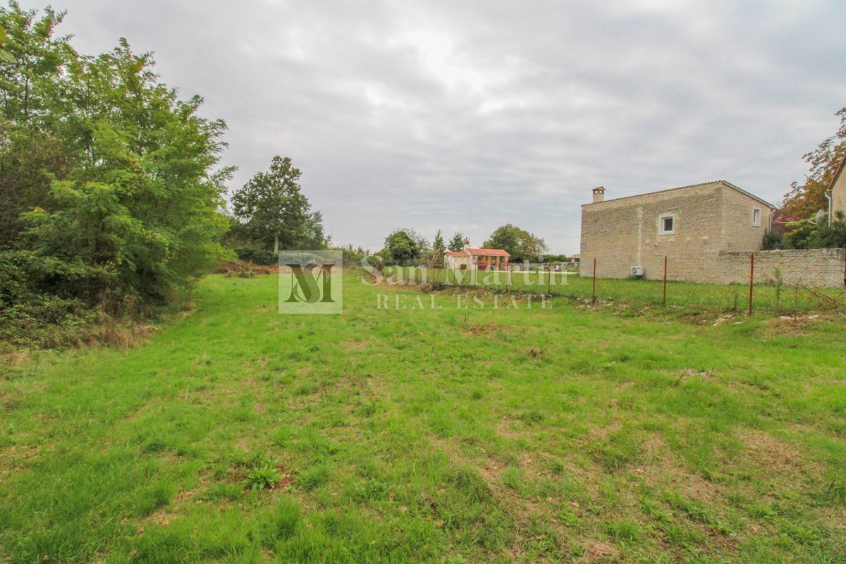 Gimino, dintorni - bel terreno nel centro del paese