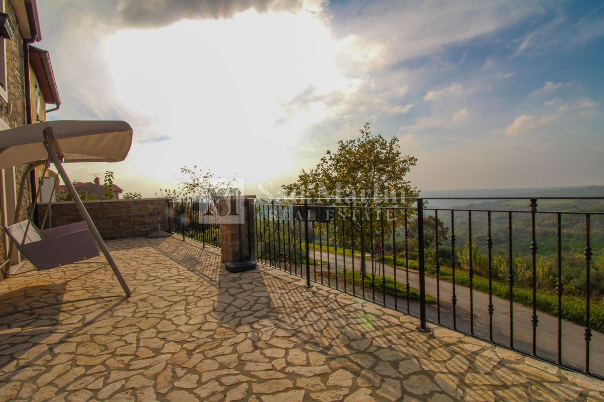 Buie - dintorni, casa in pietra con bellissima vista!