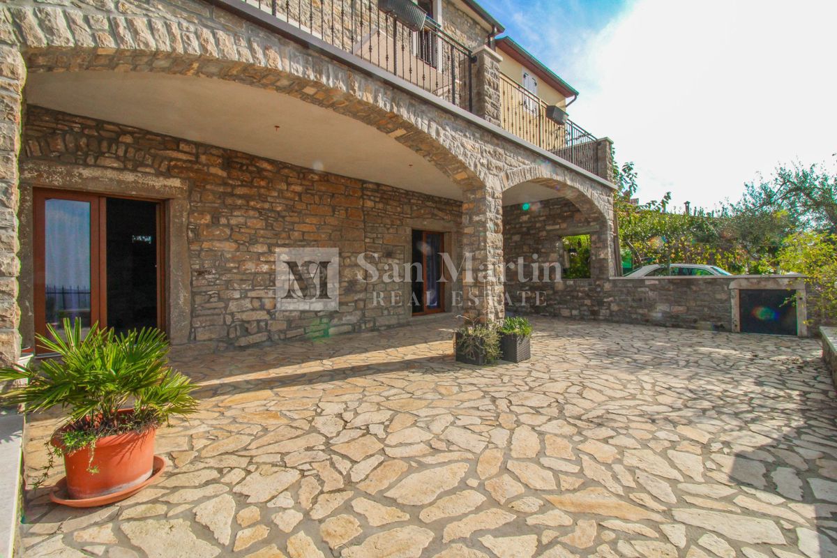 Buie - dintorni, casa in pietra con bellissima vista!