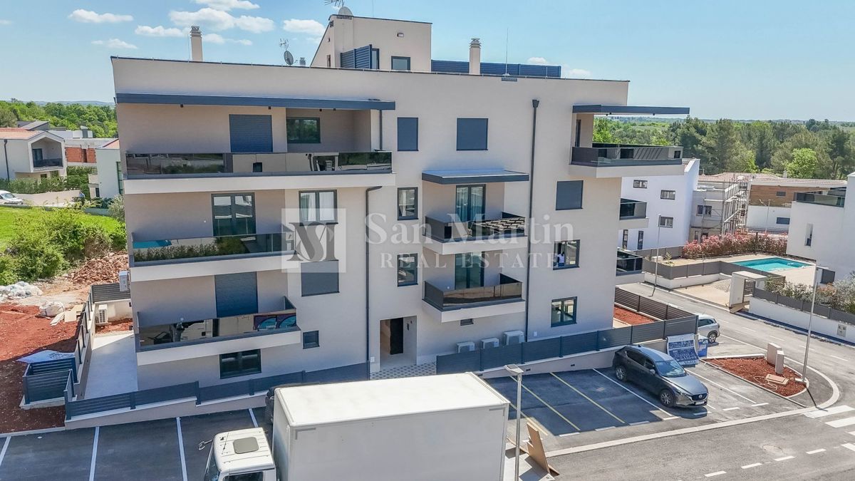 Parenzo, appartamento con due camere da letto, nuova costruzione