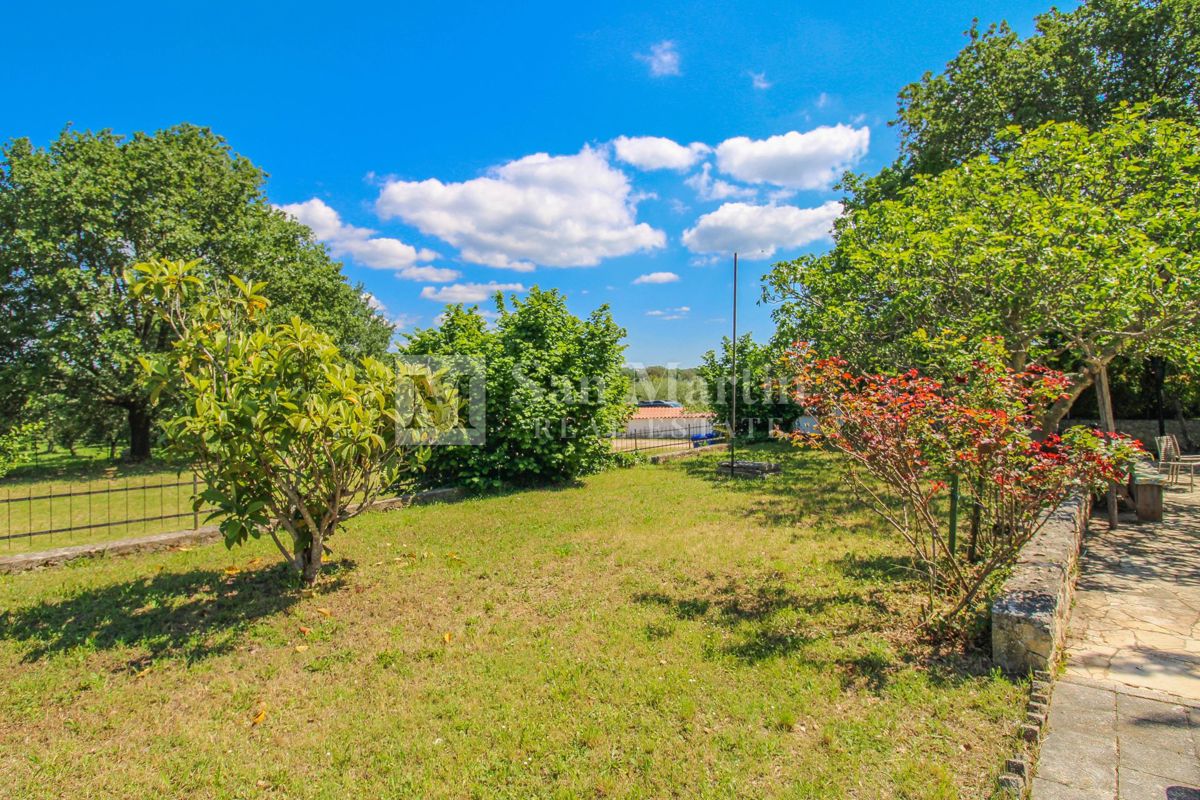 Rovigno - bella casa con due unità vicino alle spiagge