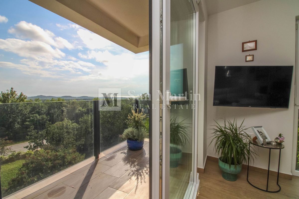 Parenzo, dintorni – appartamento di lusso con vista mare