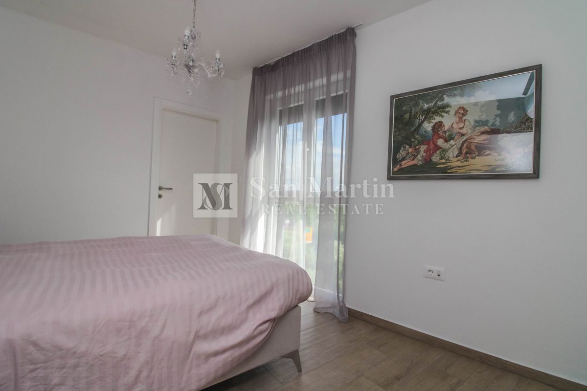 Parenzo, dintorni – appartamento di lusso con vista mare