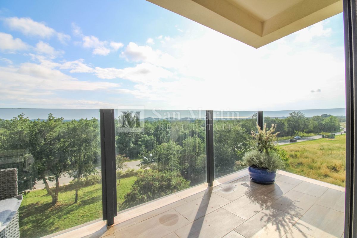 Parenzo, dintorni – appartamento di lusso con vista mare