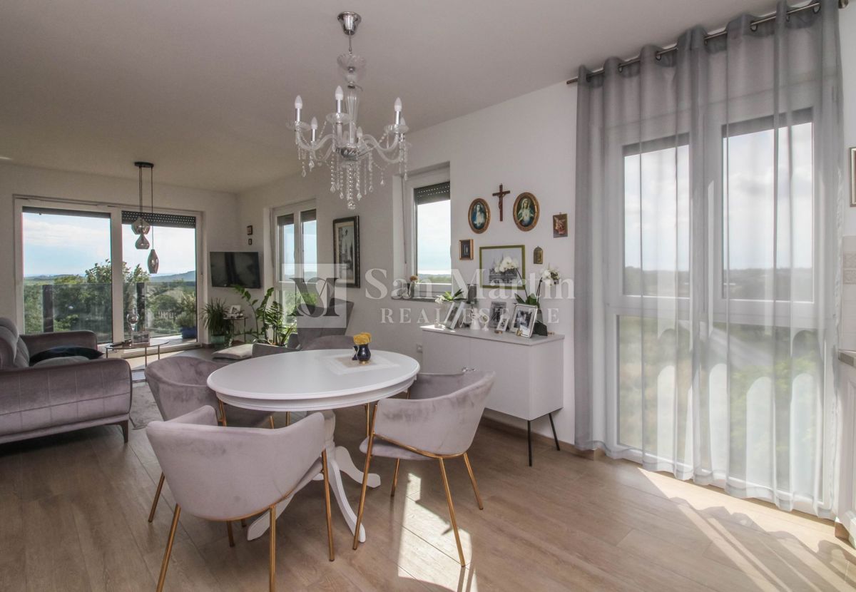 Parenzo, dintorni – appartamento di lusso con vista mare