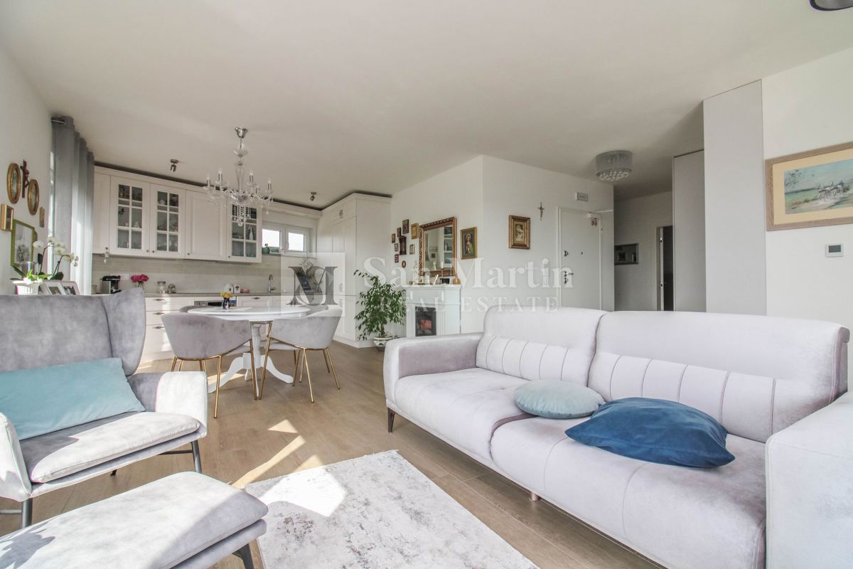 Parenzo, dintorni – appartamento di lusso con vista mare