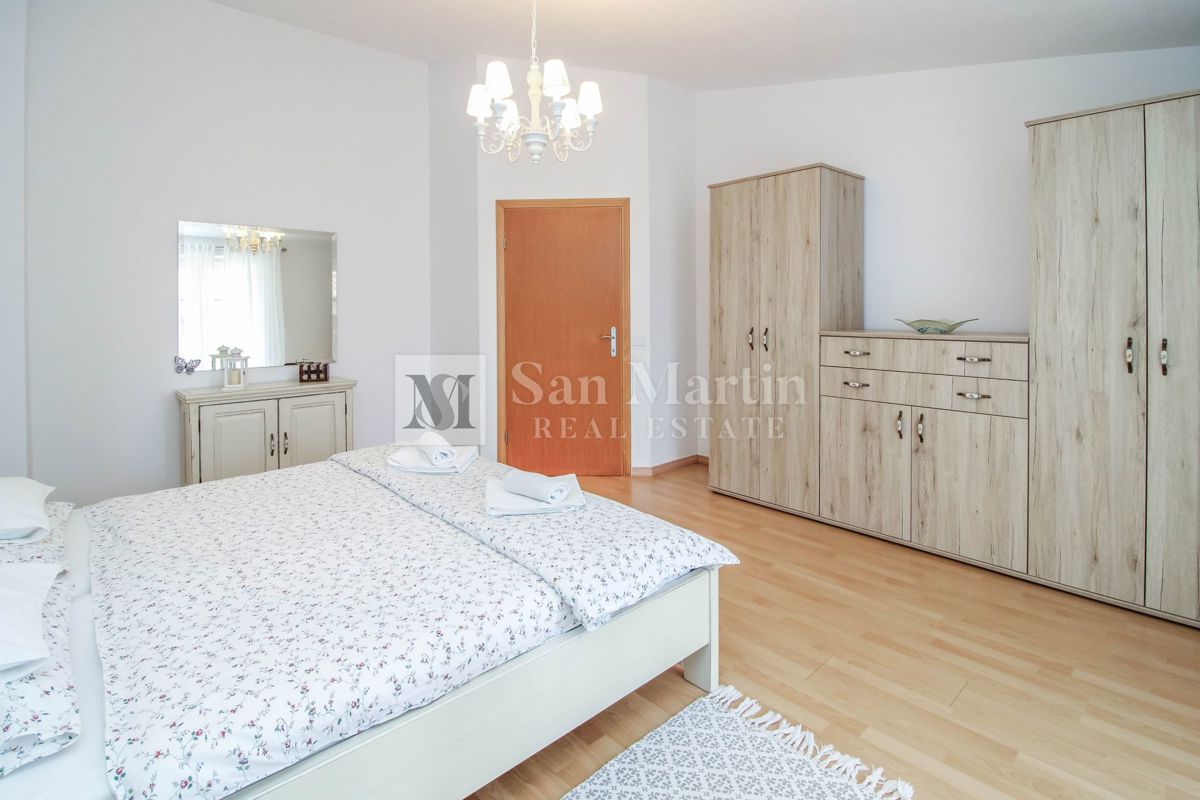 PARENZO, Casa 4 camere da letto