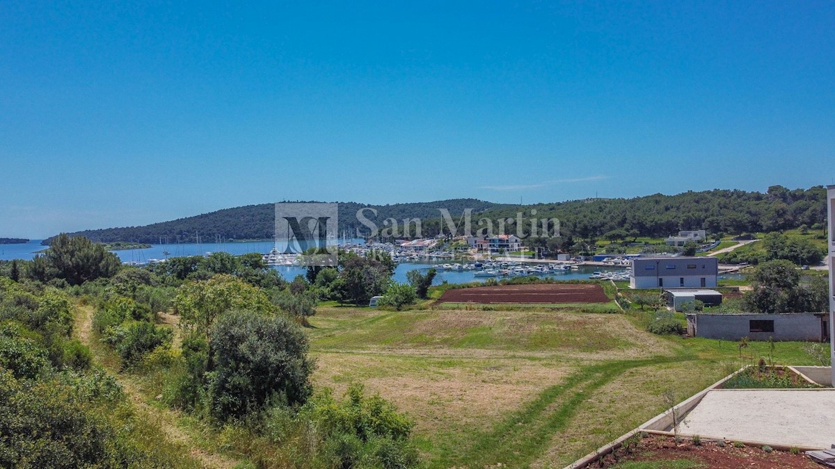 Medolino OCCASIONE! Terreno edificabile a 70 metri dal mare!