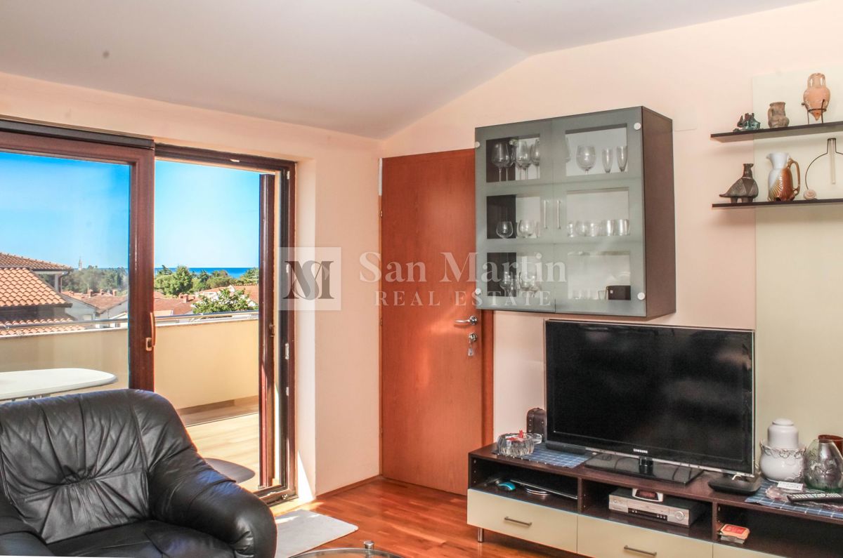 Istria, Cittanova - appartamento con ampia terrazza, vista mare