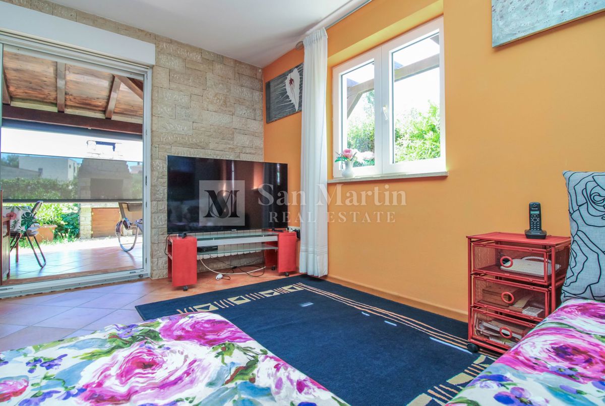 Zona PARENZO, casa con 3 camere da letto
