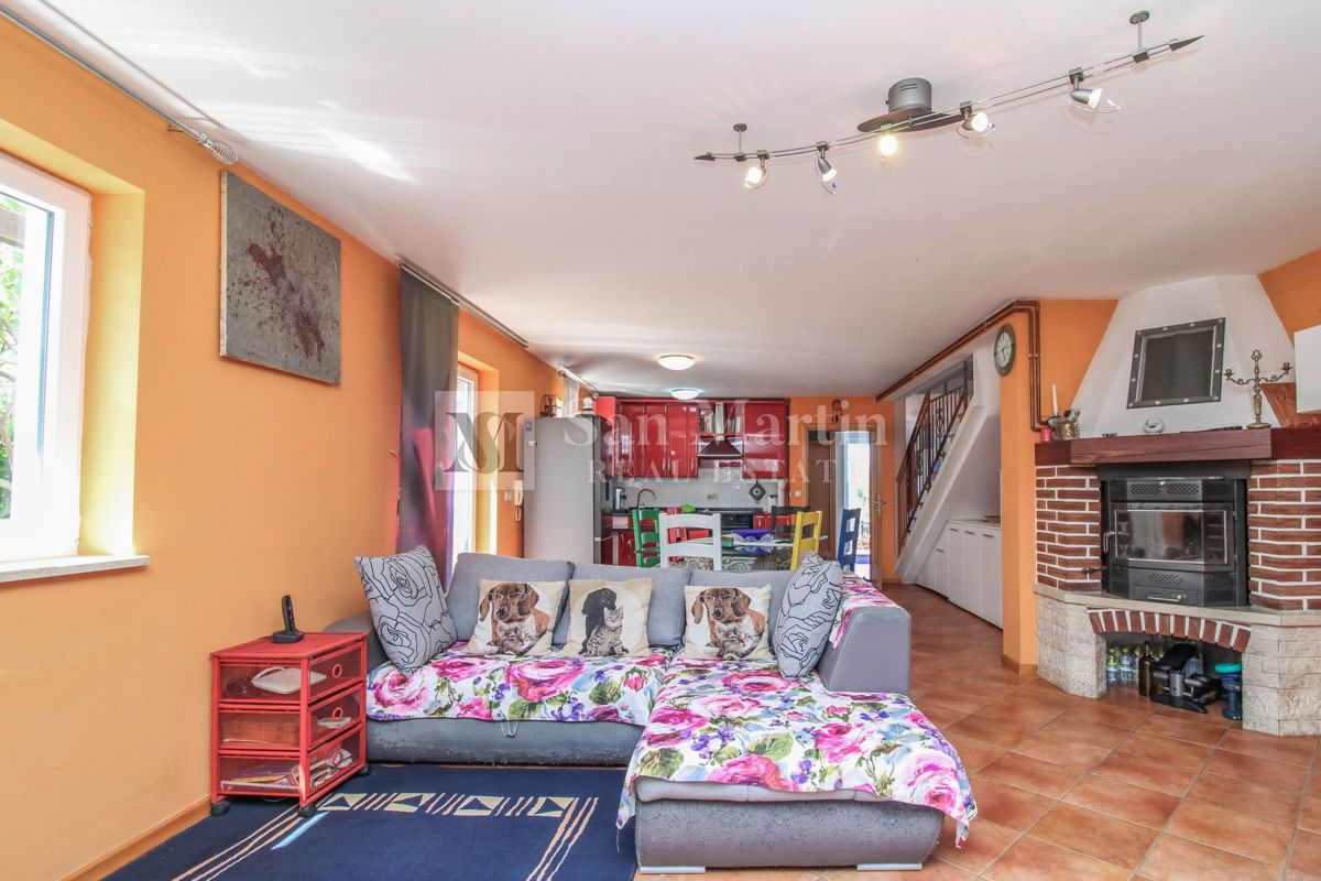 Zona PARENZO, casa con 3 camere da letto