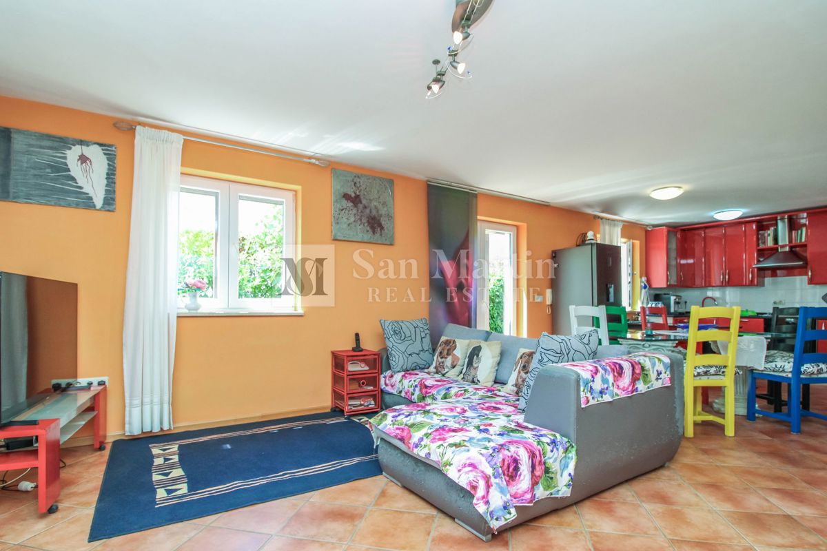 Zona PARENZO, casa con 3 camere da letto