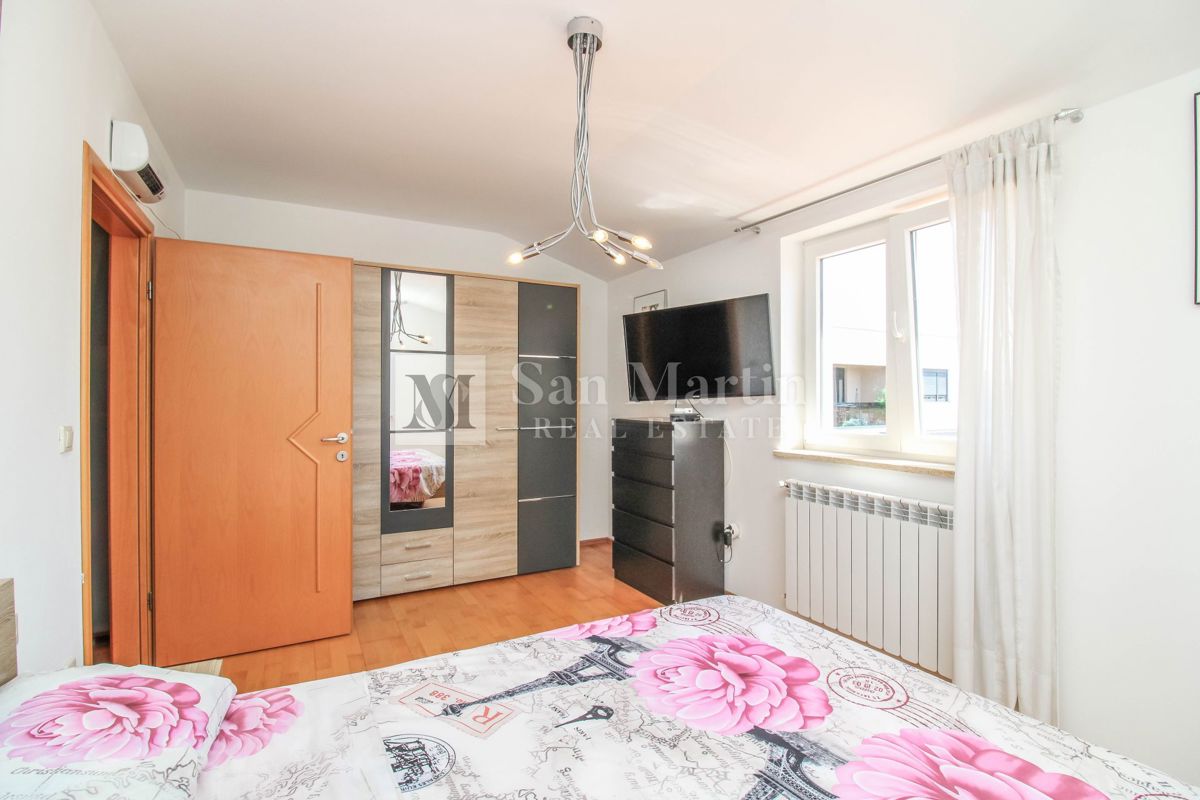 Zona PARENZO, casa con 3 camere da letto