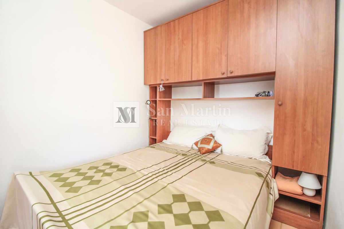 Bellissima casa in pietra con piscina