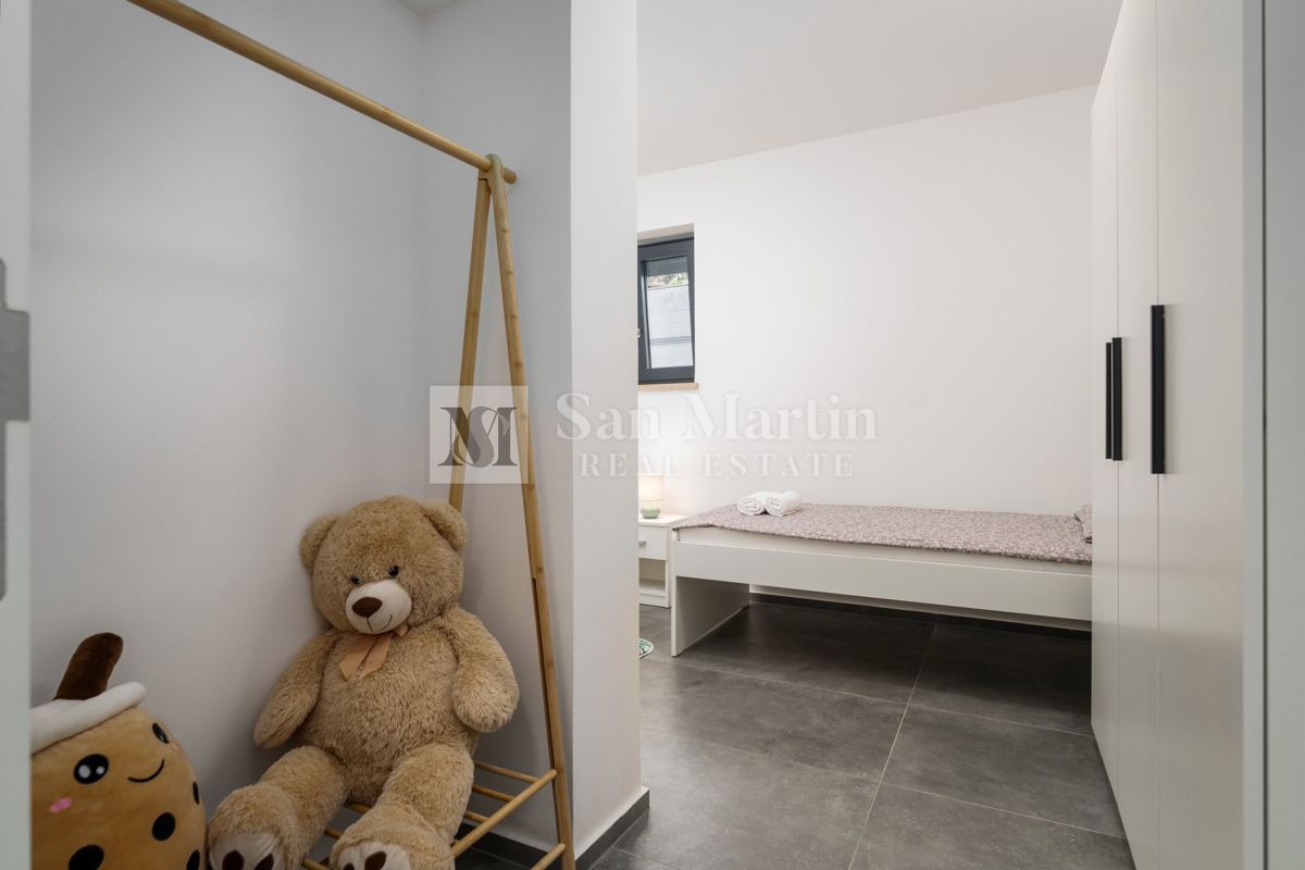 Parenzo, dintorni – Appartamento spazioso con quattro camere da letto vicino al mare!