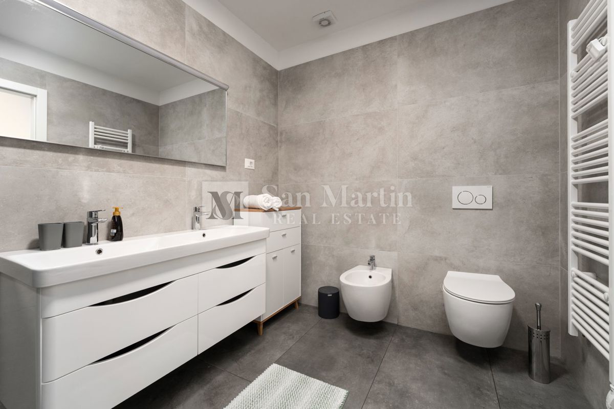 Parenzo, dintorni – Appartamento spazioso con quattro camere da letto vicino al mare!