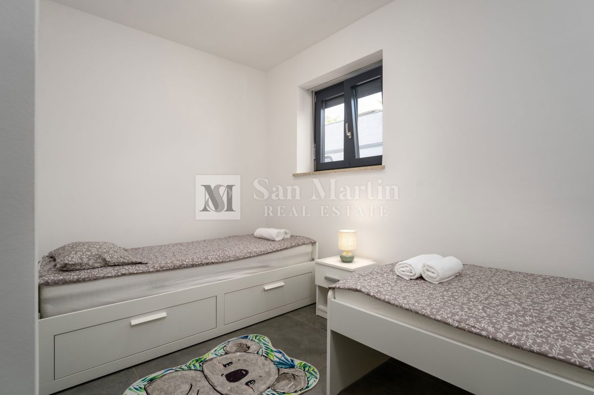 Parenzo, dintorni – Appartamento spazioso con quattro camere da letto vicino al mare!