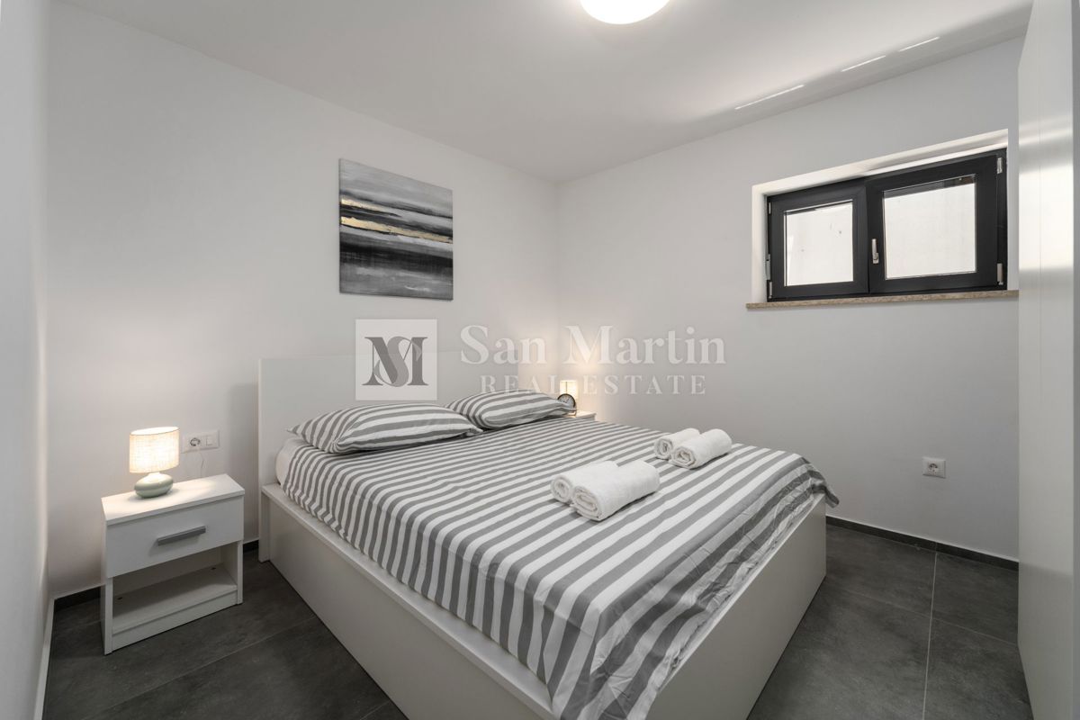 Parenzo, dintorni – Appartamento spazioso con quattro camere da letto vicino al mare!