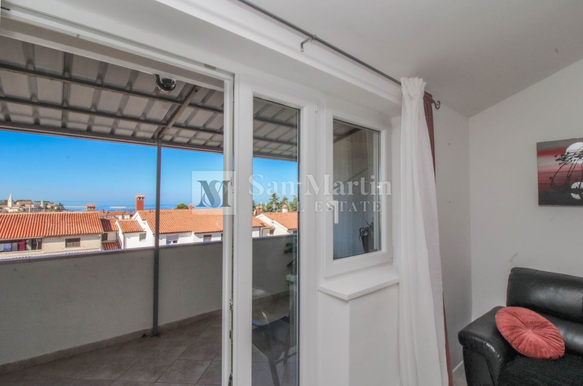 Parenzo, centro più ampio - spazioso appartamento con vista mare e città