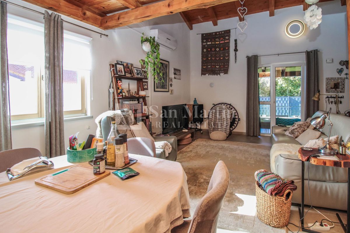 OCCASIONE - PARENZO BELLISSIMA CASA AL PIANO TERRA CON GIARDINO