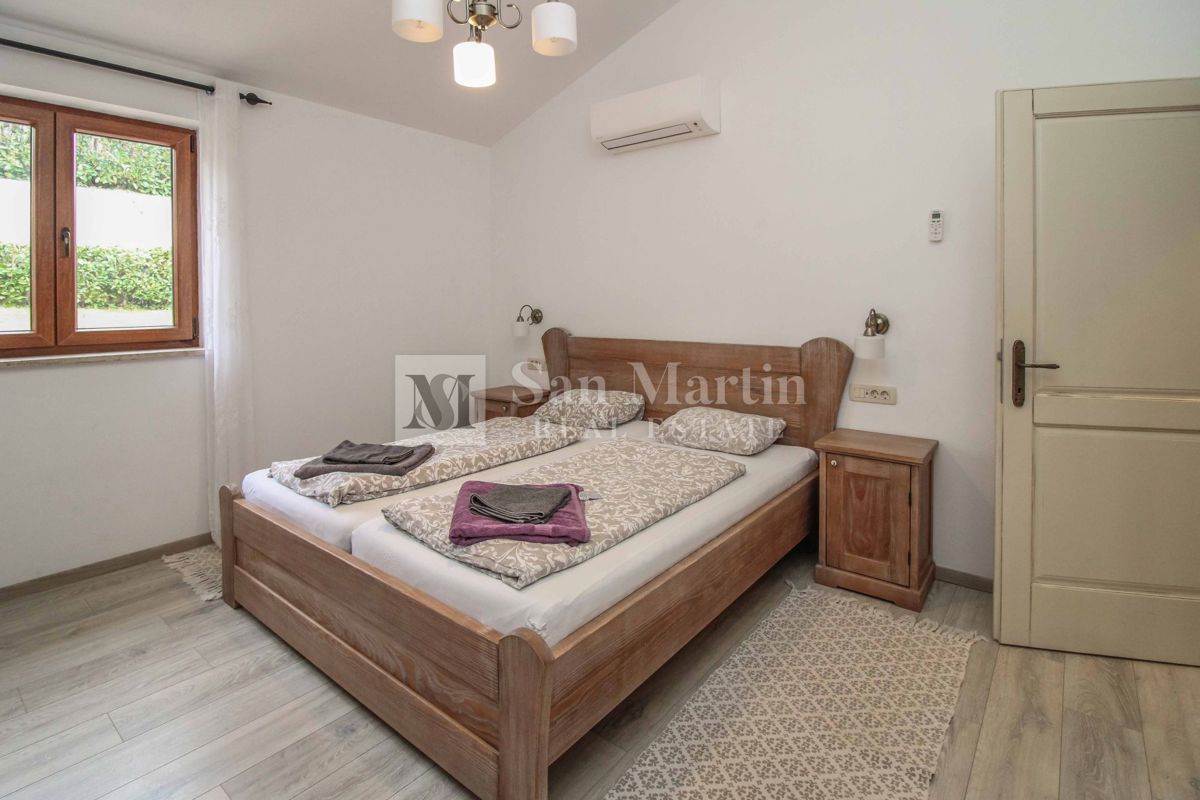 PARENZO - Casa con piscina, 4 camere da letto