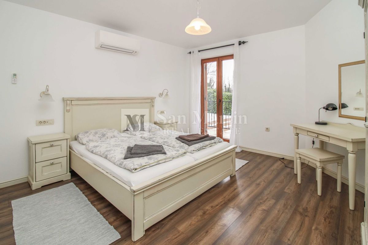 PARENZO - Casa con piscina, 4 camere da letto