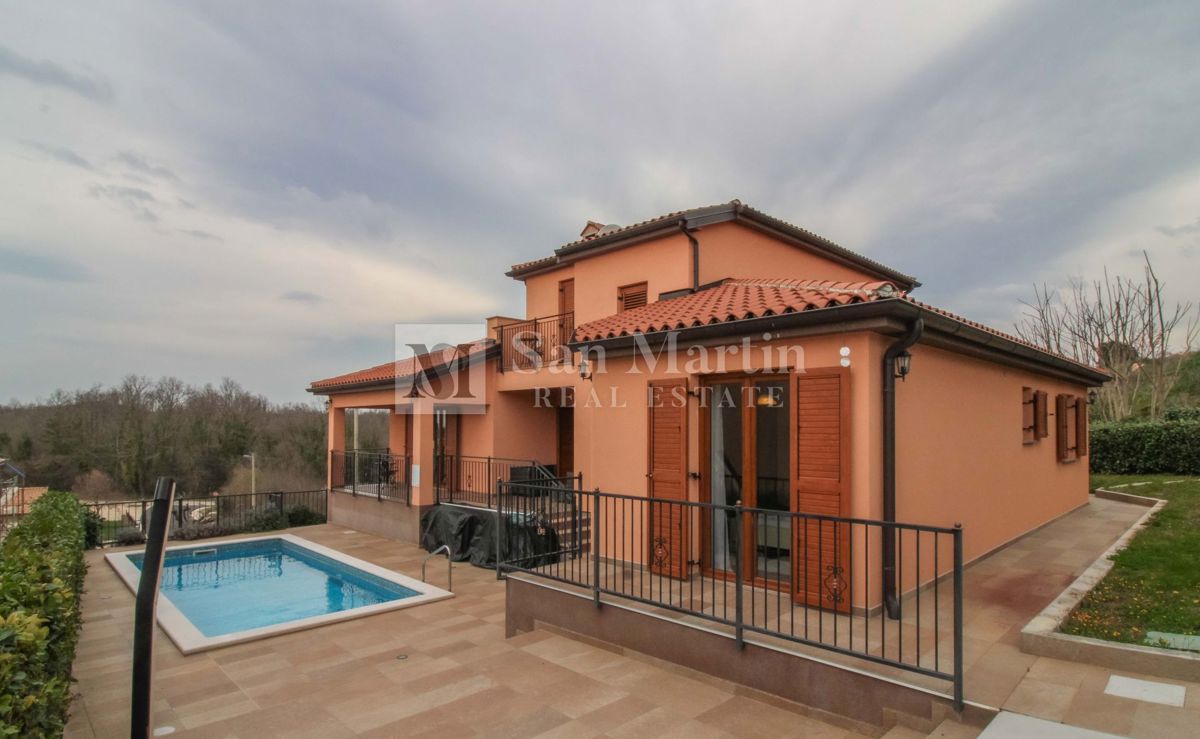 PARENZO - Casa con piscina, 4 camere da letto