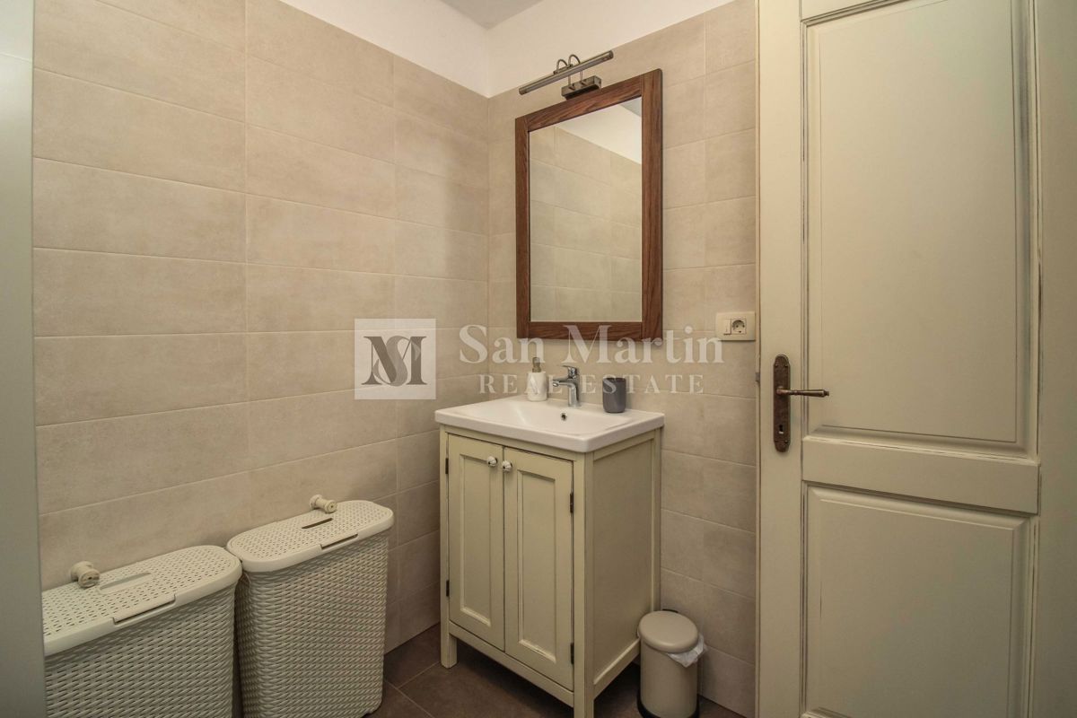 PARENZO - Casa con piscina, 4 camere da letto