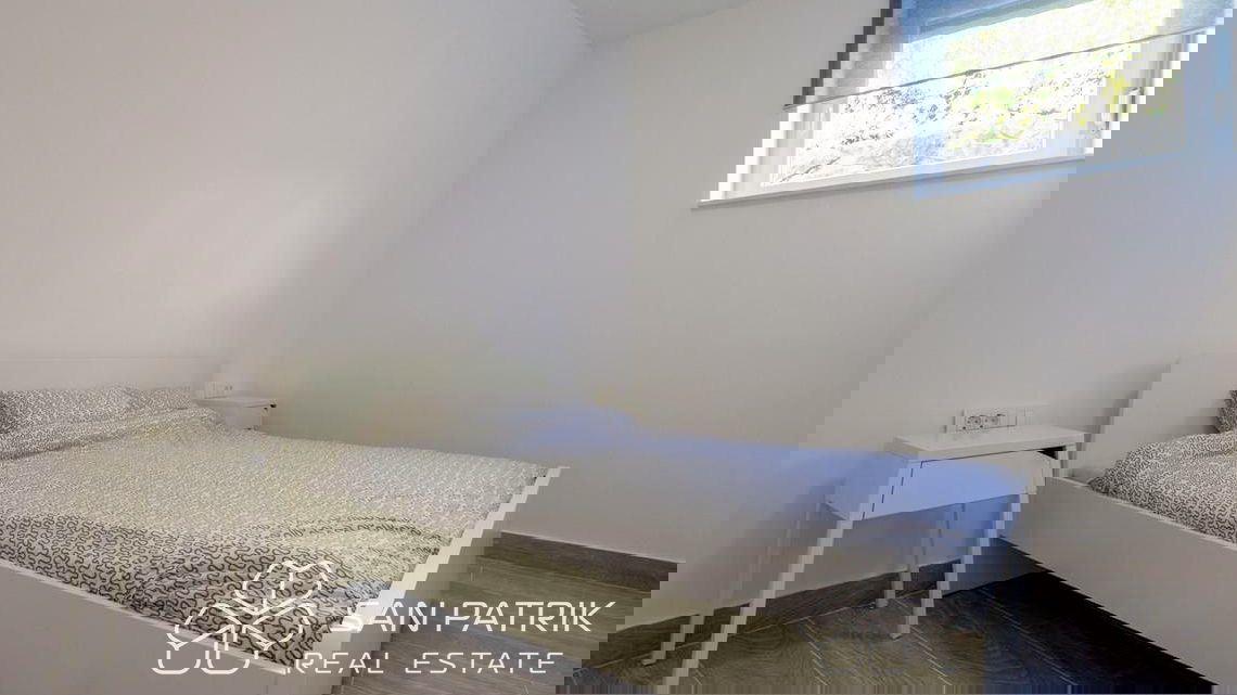 Casa a schiera moderna ristrutturata a Dramlje