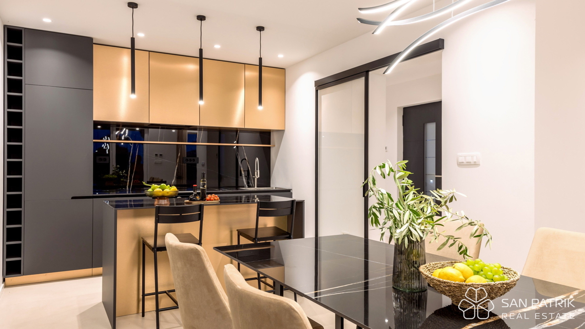 Moderna villa mediterranea con vista panoramica – Mošćenička Draga