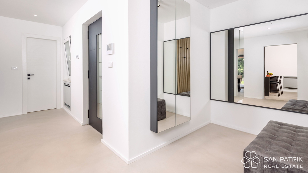 Moderna villa mediterranea con vista panoramica – Mošćenička Draga