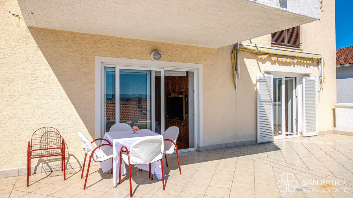 Casa con 2 unità abitative vicino al mare a Crikvenica