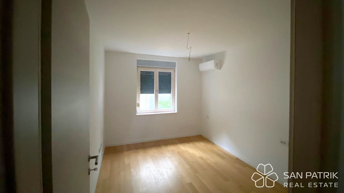 Appartamento con giardino e piscina condominiale a Crikvenica