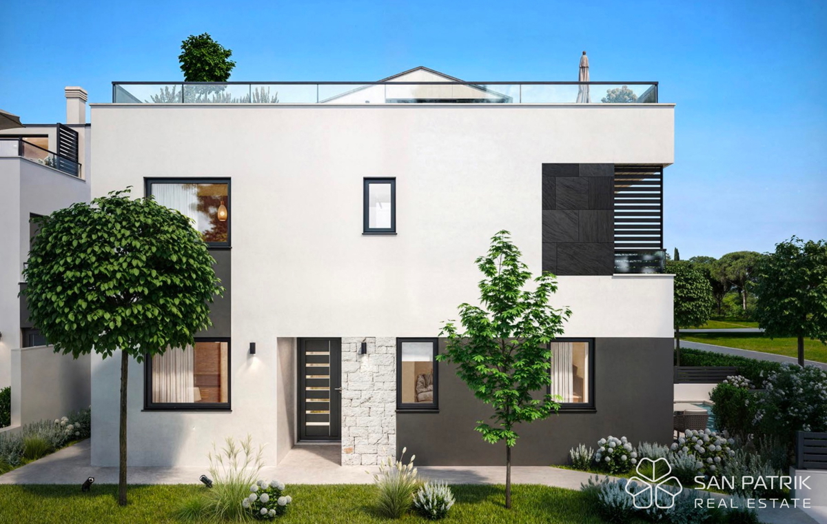 Casa moderna con piscina a Poreč, posizione tranquilla