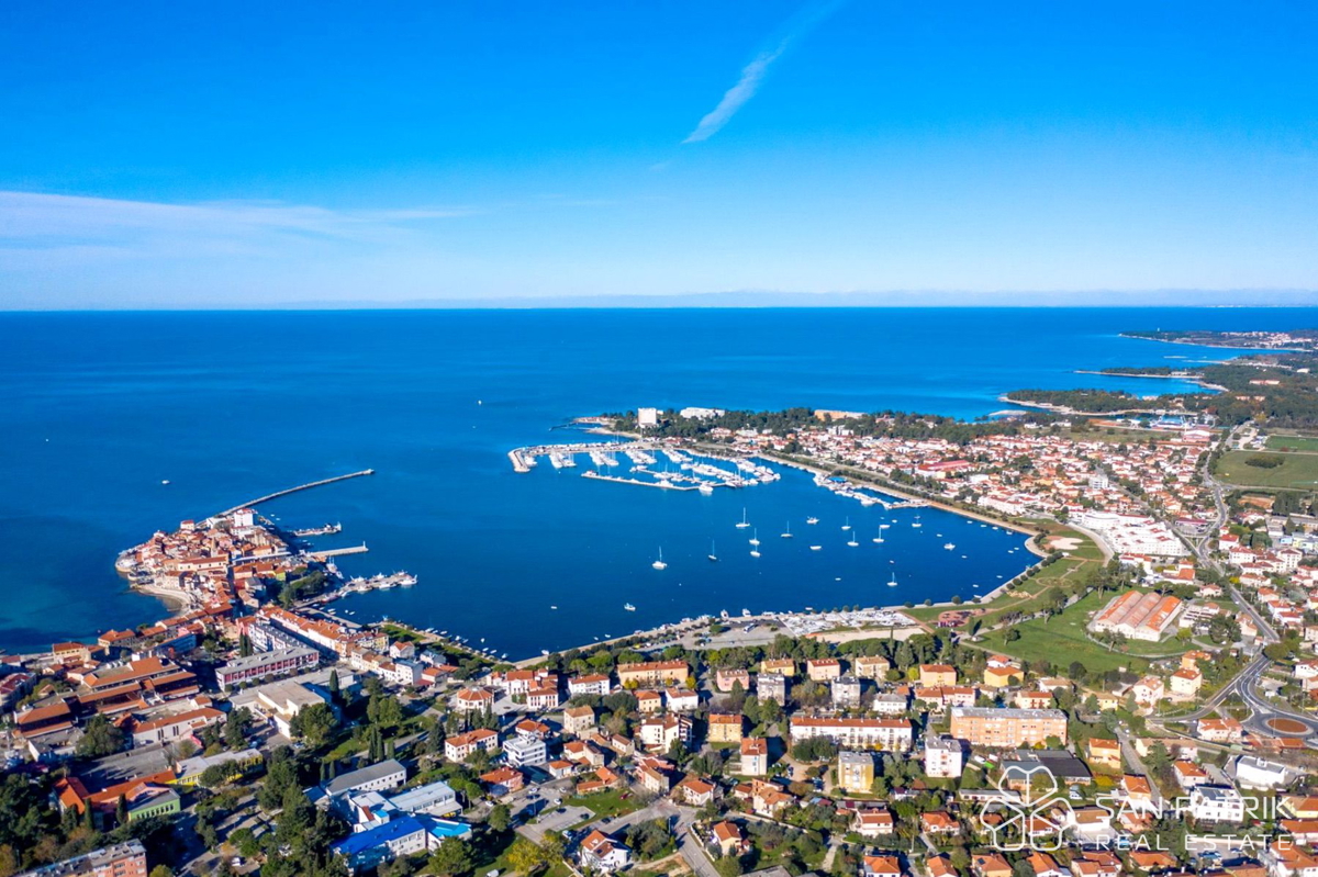 Appartamenti moderni a Umag – La vostra oasi di pace ed eleganza in Istria!