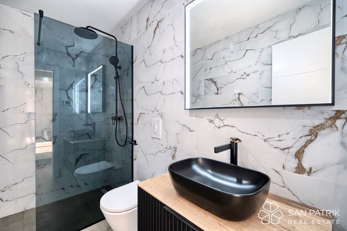 RAŽANJ – VILLA MEDITERRANEA MODERNA IN PRIMA FILA SUL MARE CON PISCINA