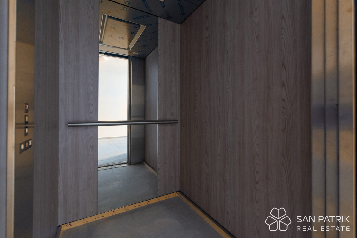 Novigrad, Istra: Appartamento arredato in edificio di nuova costruzione, subito abitabile