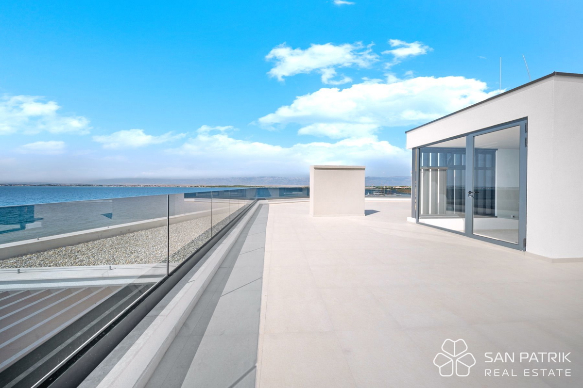 Privlaka Seafront Residences – attico moderno in prima fila sul mare