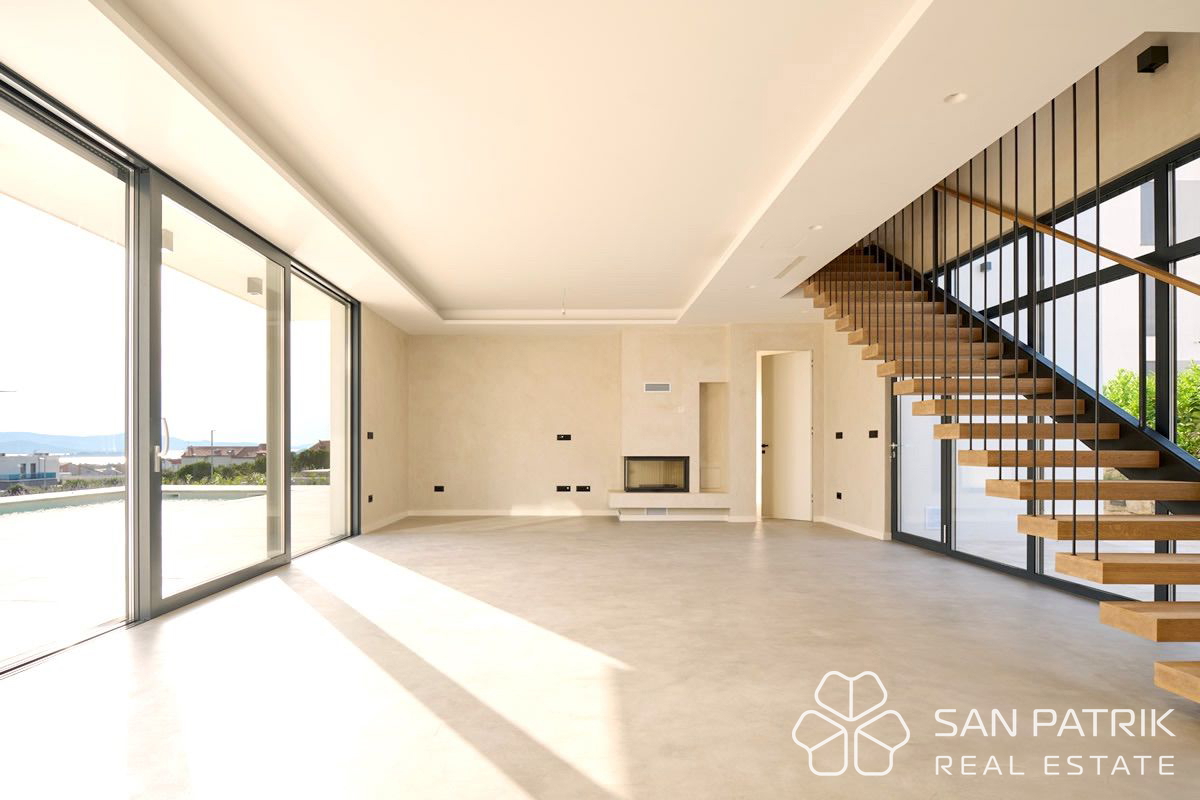 Villa di lusso con vista panoramica sul mare, nei dintorni di Biograd na moru