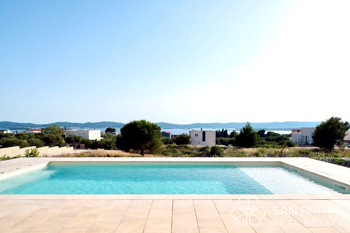 Villa di lusso con vista panoramica sul mare, nei dintorni di Biograd na moru
