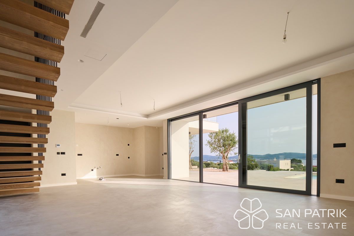 Villa di lusso con vista panoramica sul mare, nei dintorni di Biograd na moru