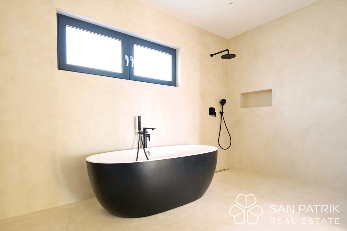 Villa di lusso con vista panoramica sul mare, nei dintorni di Biograd na moru