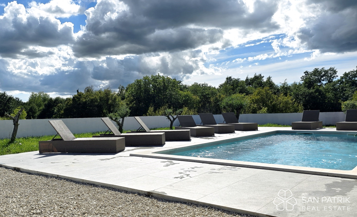 Casa moderna con piscina in ambiente naturale nel centro dell'Istria
