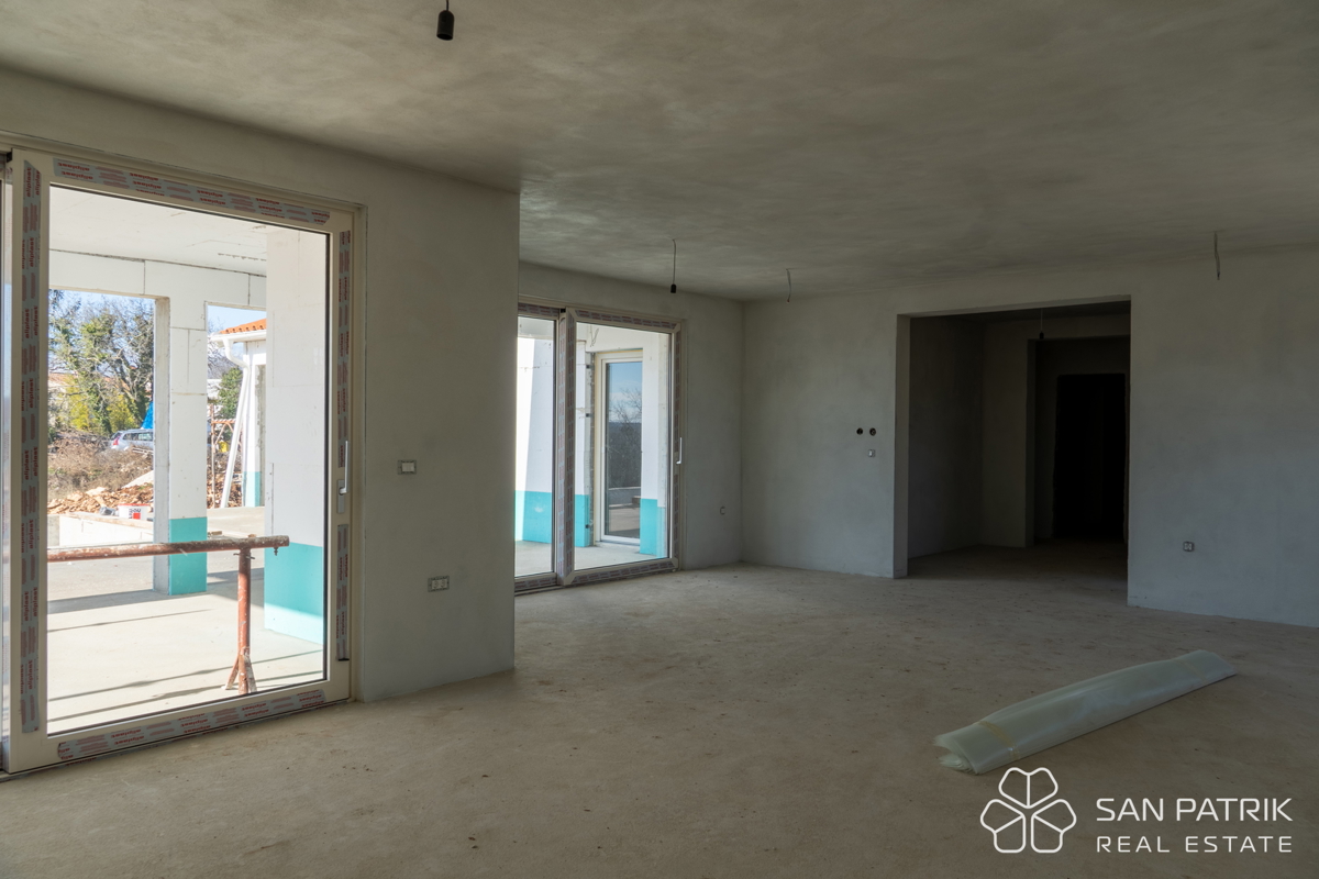 Moderna casa a piano terra (130 m2) in una posizione tranquilla vicino a Labin