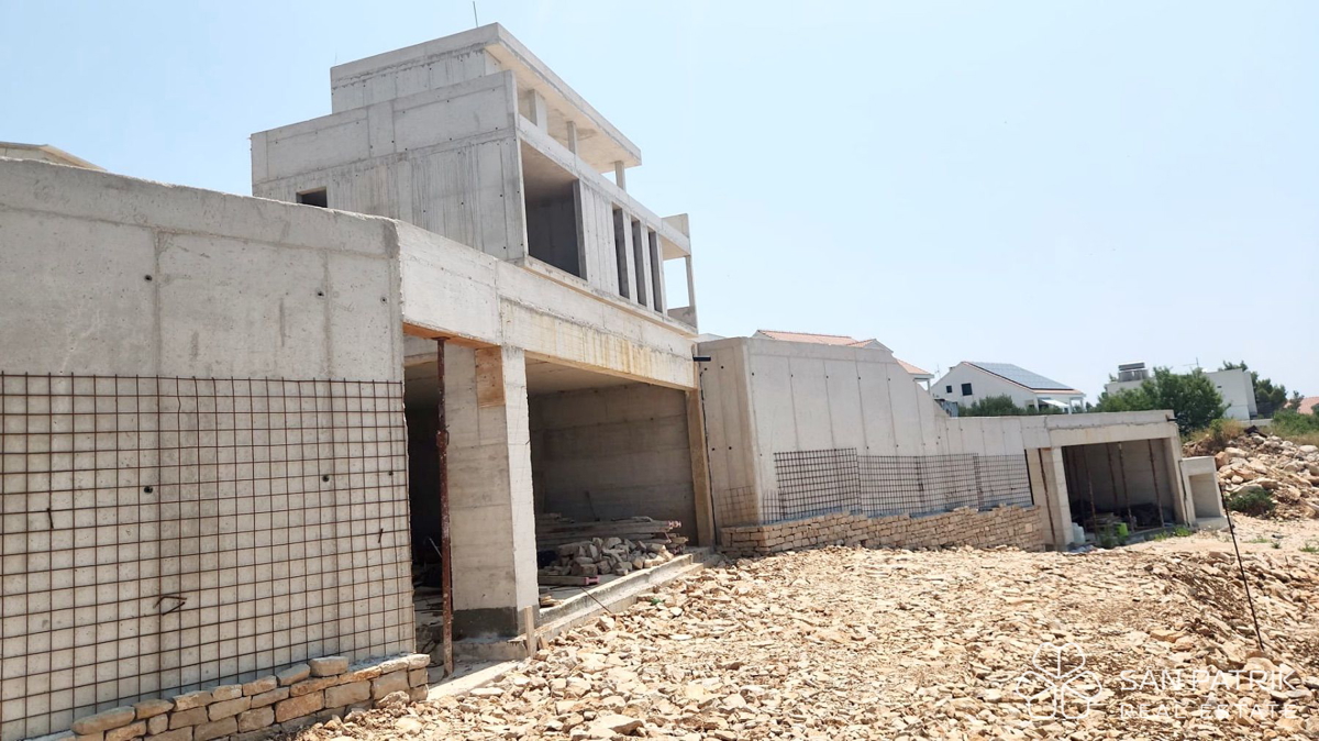 Villa moderna con vista mare con piscina a Brač - 300 m dal mare