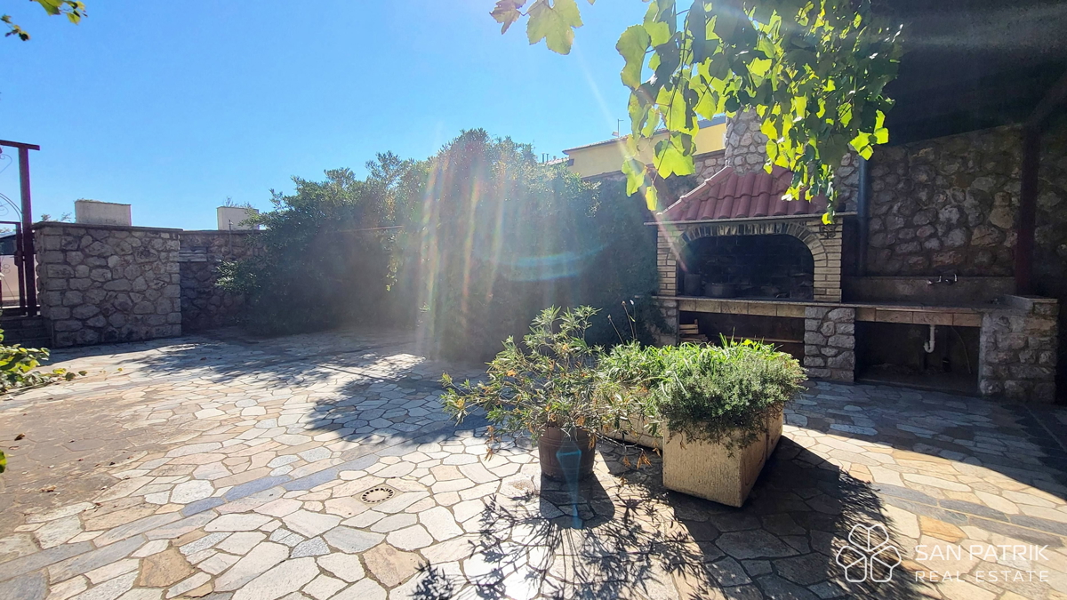 Casa ideale per attività turistica nei dintorni di Novi Vinodolski