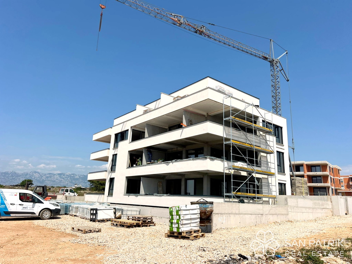 Appartamento moderno (71 m2) a Povljani – acquisto intelligente a Pag, a 300 m dal mare!